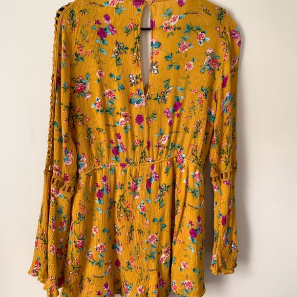 Yellow Floral Bell Sleeve Romper - Picture 2 of 3